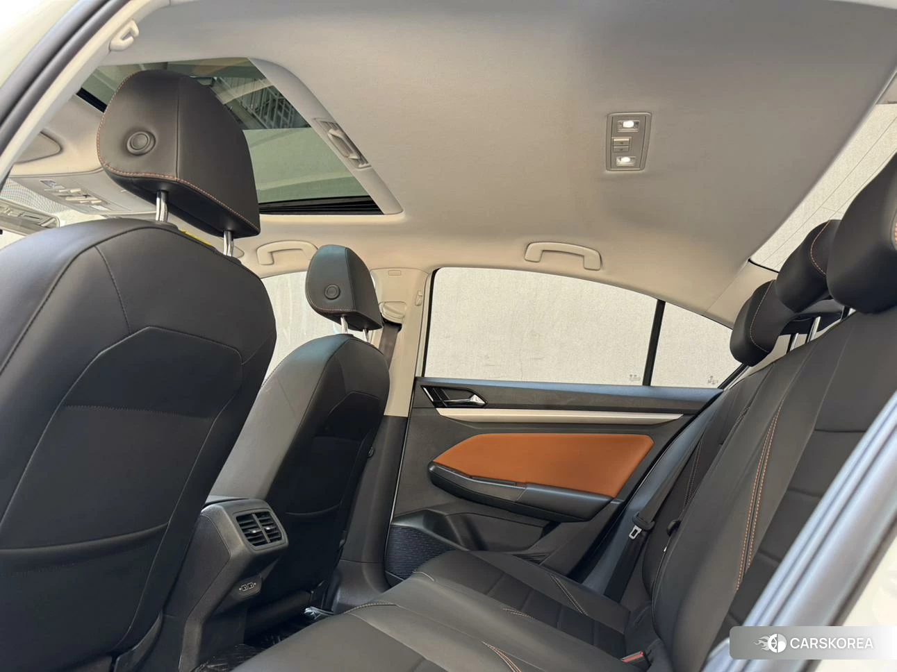 Volkswagen Bora id 4513815 из Китая 16