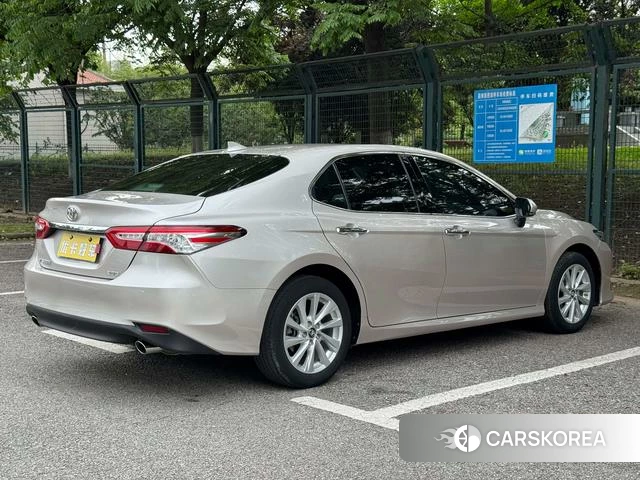 Toyota Camry id 4307018 из Китая 16