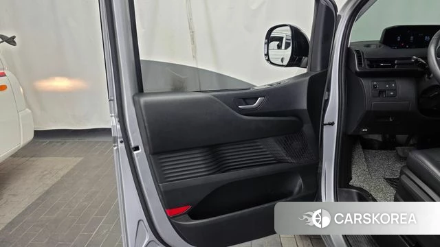 Hyundai Staria id 4303718 из Кореи 16