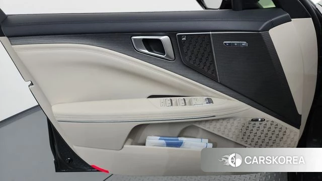 Kia The New K8 Hybrid id 4527418 из Кореи 16