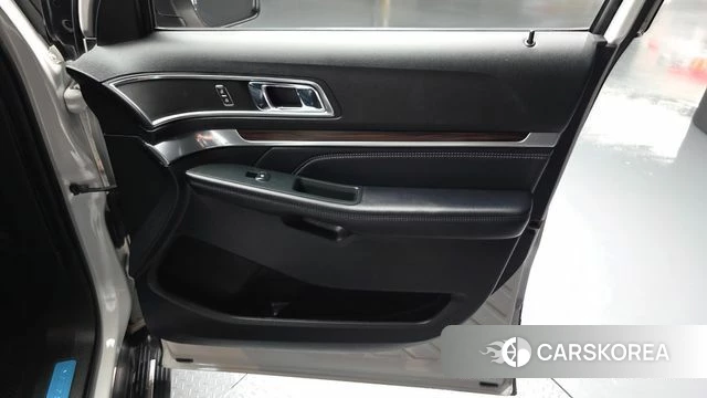 Ford Explorer id 4520544 из Кореи 16