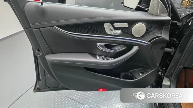 Mercedes-Benz E-Class W213 id 4445314 из Кореи 16