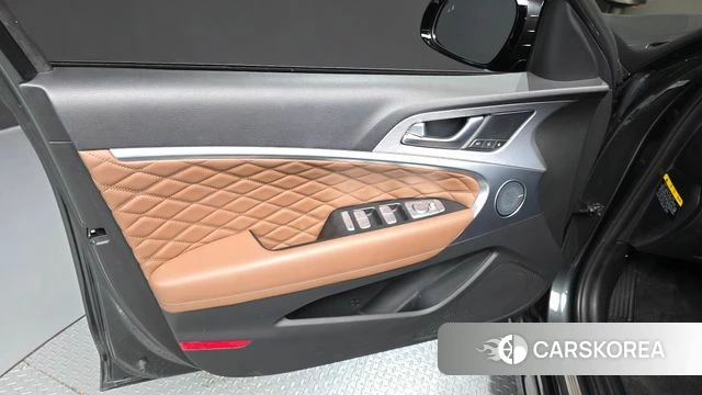 Genesis G70 id 4397788 из Кореи 16