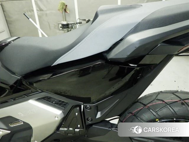 Honda X-ADV 750 id 4229649 из Японии 16