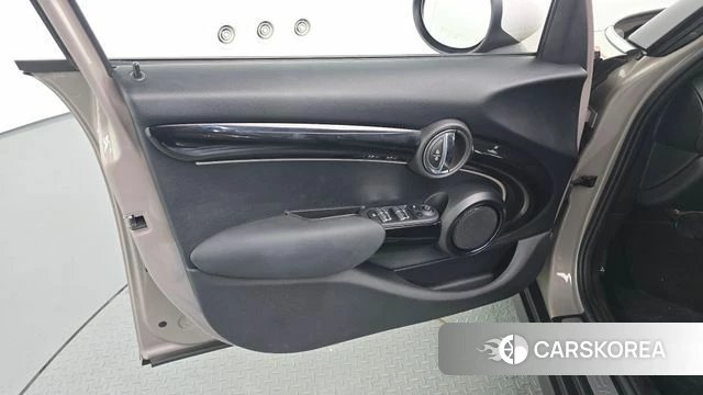 Mini Cooper id 4584653 из Кореи 16