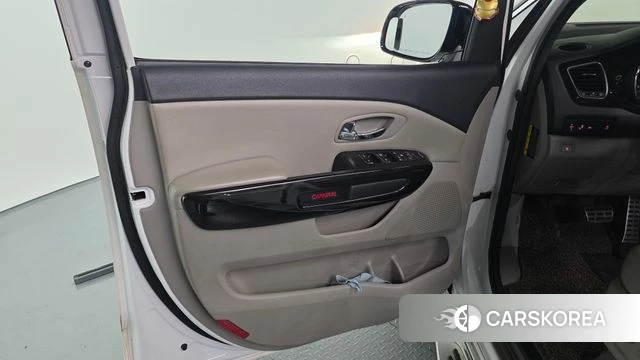 Kia The New Carnival id 4188682 из Кореи 16