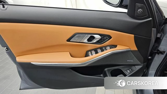 BMW 3 Series (G20) id 4691684 из Кореи 16