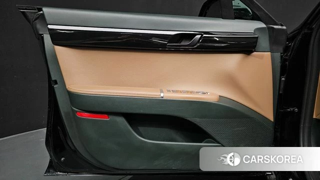 Hyundai Grandeur Hybrid (GN7) id 4243521 из Кореи 16