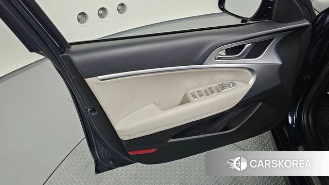 Genesis G70 id 4416634 из Кореи 16