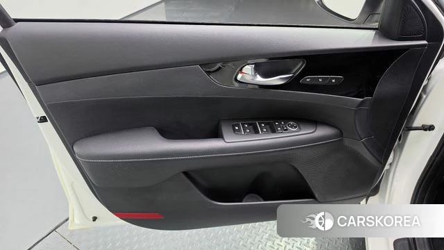 Kia The New K3 2nd generation id 4495154 из Кореи 16