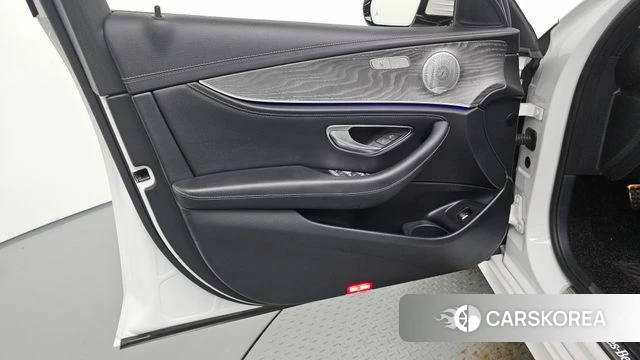 Mercedes-Benz E-Class W213 id 4671892 из Кореи 16