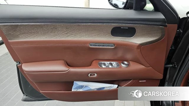 Genesis G90 (RS4) id 4675458 из Кореи 16