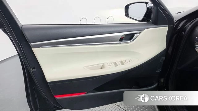 Hyundai The New Grandeur IG Hybrid id 4726314 из Кореи 16
