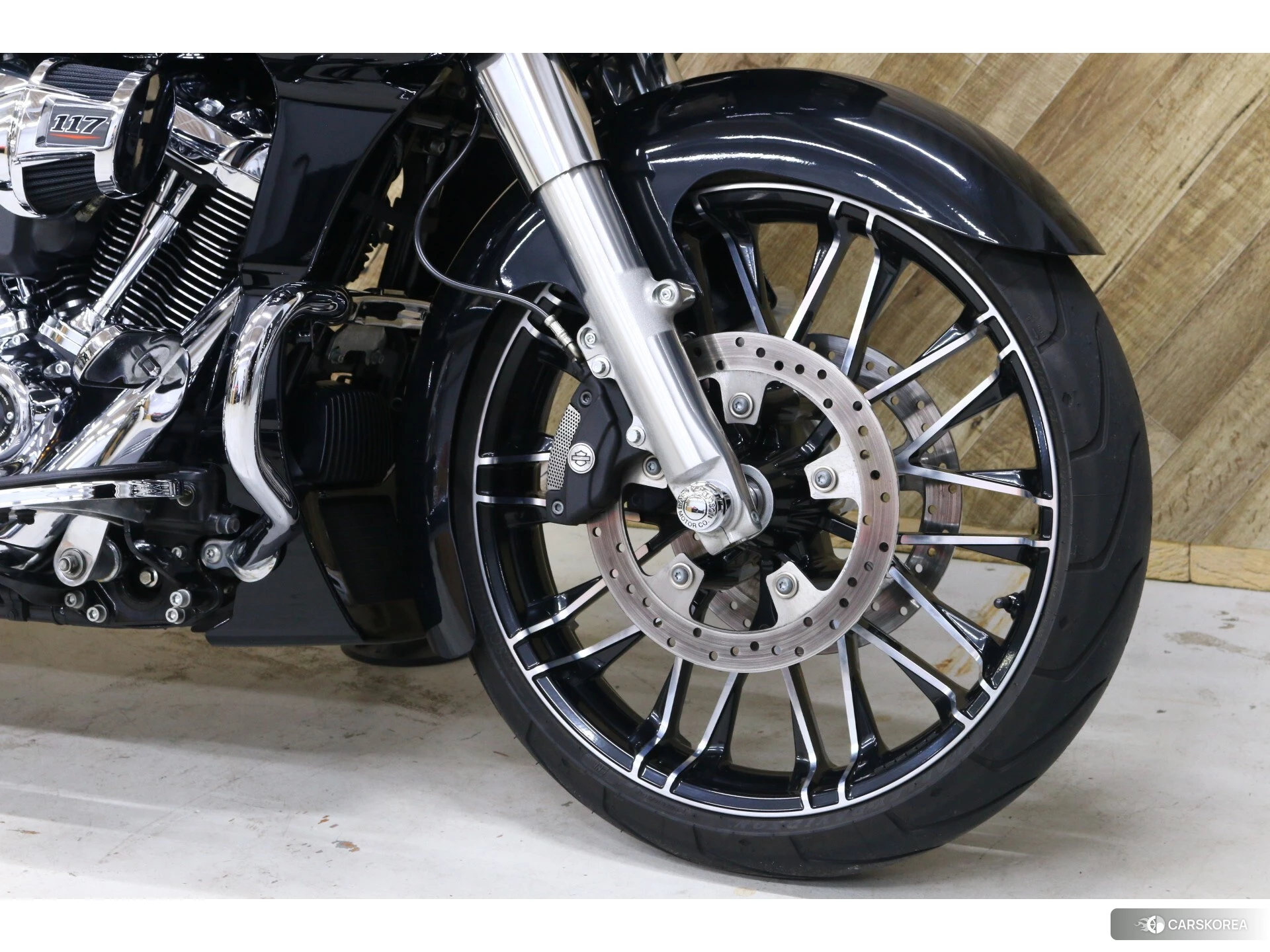 Harley-Davidson Road Glide FLTRXS1750 id 3948152 из Японии 16