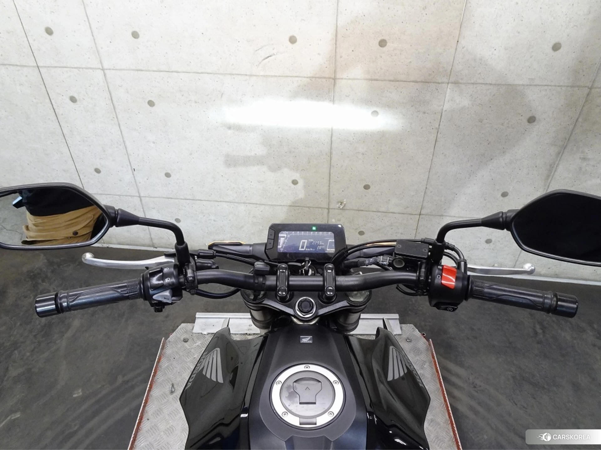 Проданный Honda CB250R id 4184912 из Японии, фото 16