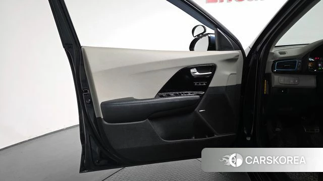 Kia Niro id 4742142 из Кореи 16
