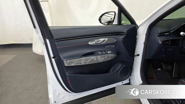 Genesis GV70 id 4202169 из Кореи 16