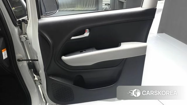 Kia The New Kia Ray EV id 4691445 из Кореи 16