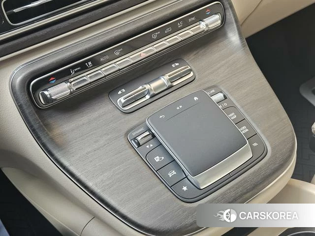 Mercedes-Benz V-class id 4297373 из Китая 16