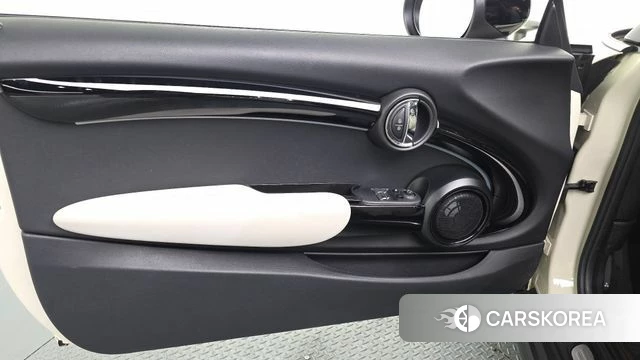 Mini Cooper S id 4395553 из Кореи 16