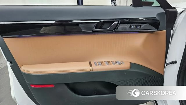 Hyundai Grandeur Hybrid (GN7) id 4665004 из Кореи 16