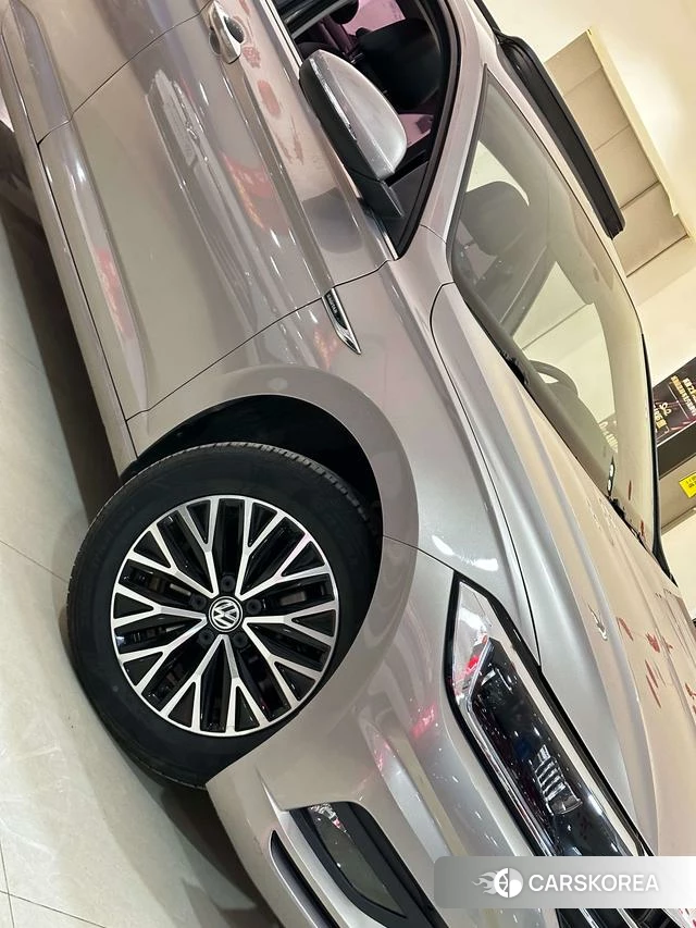 Volkswagen Sagitar id 4253347 из Китая 16