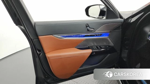 BMW 7 Series (G70) id 4394353 из Кореи 16