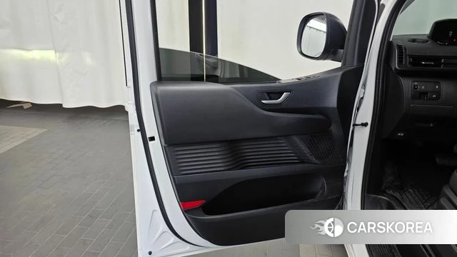 Hyundai Staria id 4904376 из Кореи 16