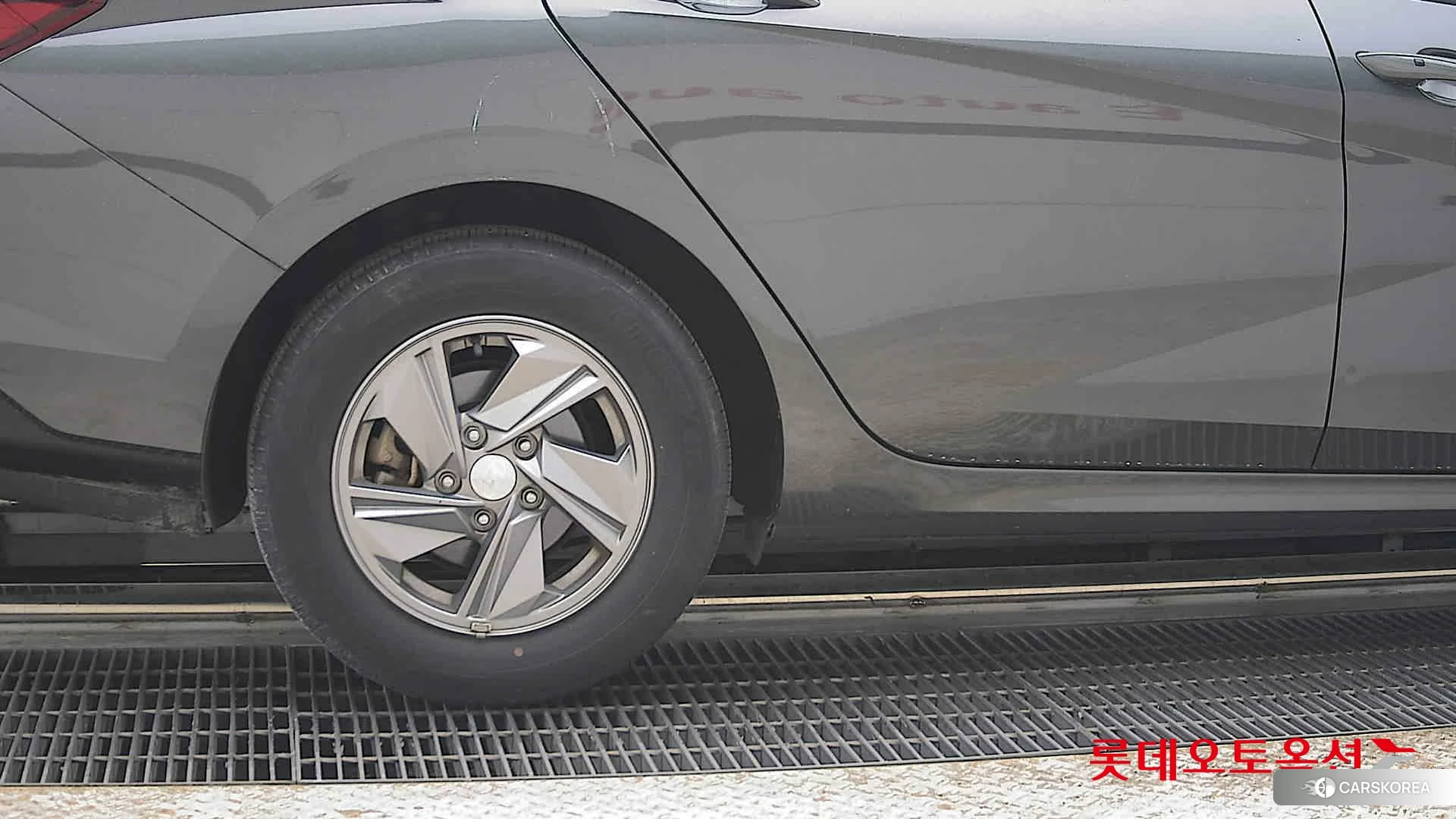 Hyundai Avante id 4296763 из Кореи 16