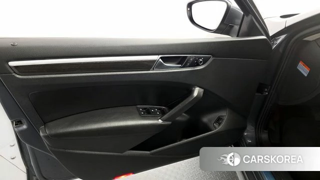 Volkswagen The New Passat id 4318151 из Кореи 16