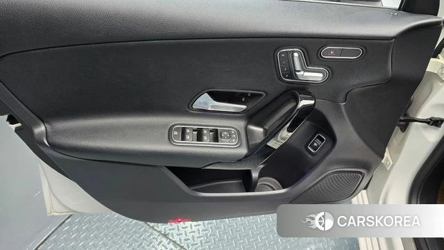 Mercedes-Benz A-Class W177 id 4501801 из Кореи 16