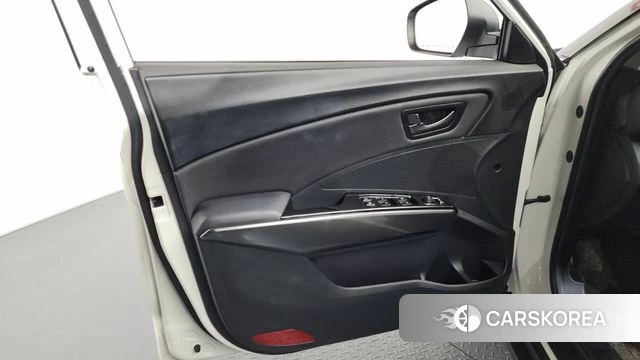 Ssangyong The New Tivoli id 4266645 из Кореи 16