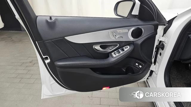 Mercedes-Benz C-Class W205 id 4642847 из Кореи 16