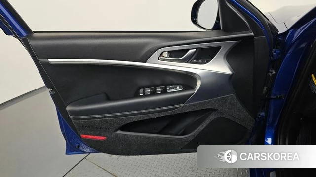 Genesis G70 id 4448127 из Кореи 16