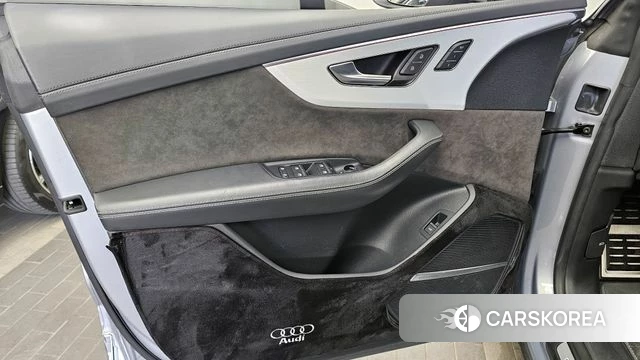Audi Q8 (4M) id 4293631 из Кореи 16