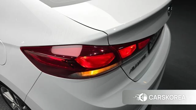 Hyundai Avante AD id 4417251 из Кореи 16