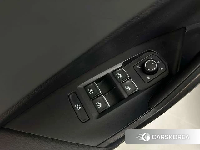 Volkswagen Sagitar id 4307122 из Китая 16
