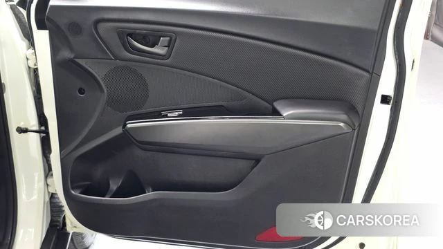 Ssangyong Tivoli Air id 4760416 из Кореи 16