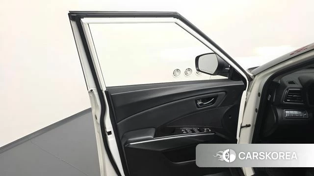 Ssangyong Tivoli Air id 4495494 из Кореи 16