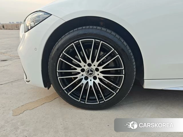Mercedes-Benz Class C id 4297417 из Китая 16