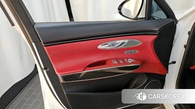 Genesis GV70 id 4283855 из Кореи 16