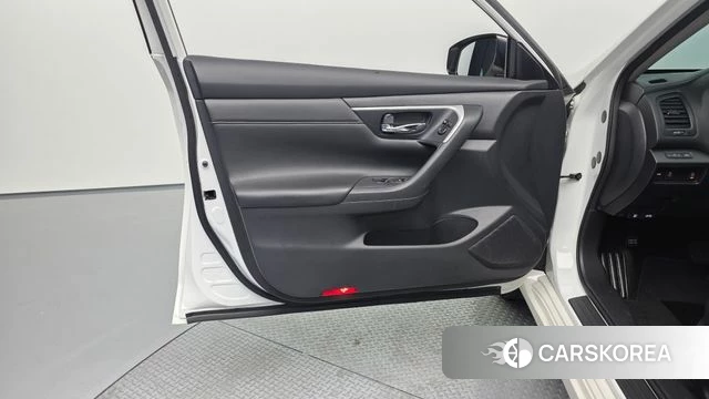 Nissan Altima id 4251372 из Кореи 16