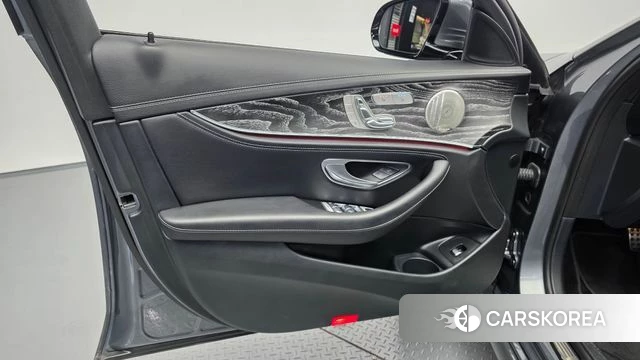 Mercedes-Benz E-Class W213 id 4735904 из Кореи 16