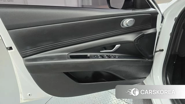 Hyundai Avante Hybrid (CN7) id 4929372 из Кореи 16