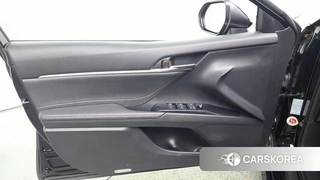 Toyota Camry (XV70) id 4652425 из Кореи 16