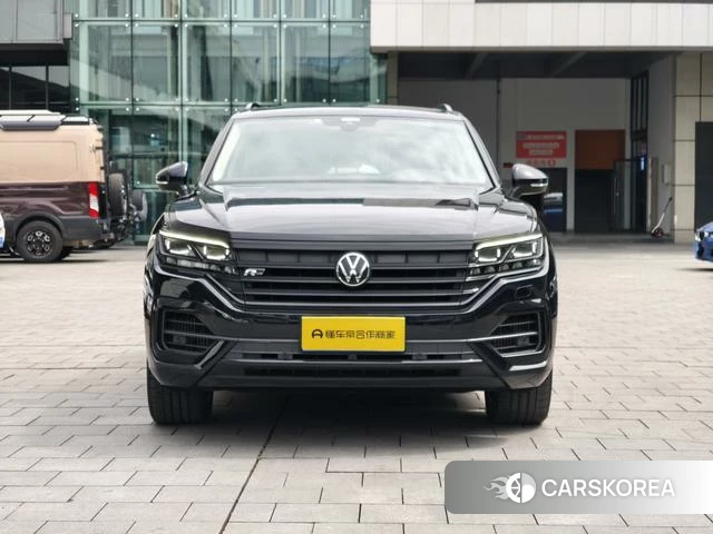 Volkswagen Touareg id 4213918 из Китая 16