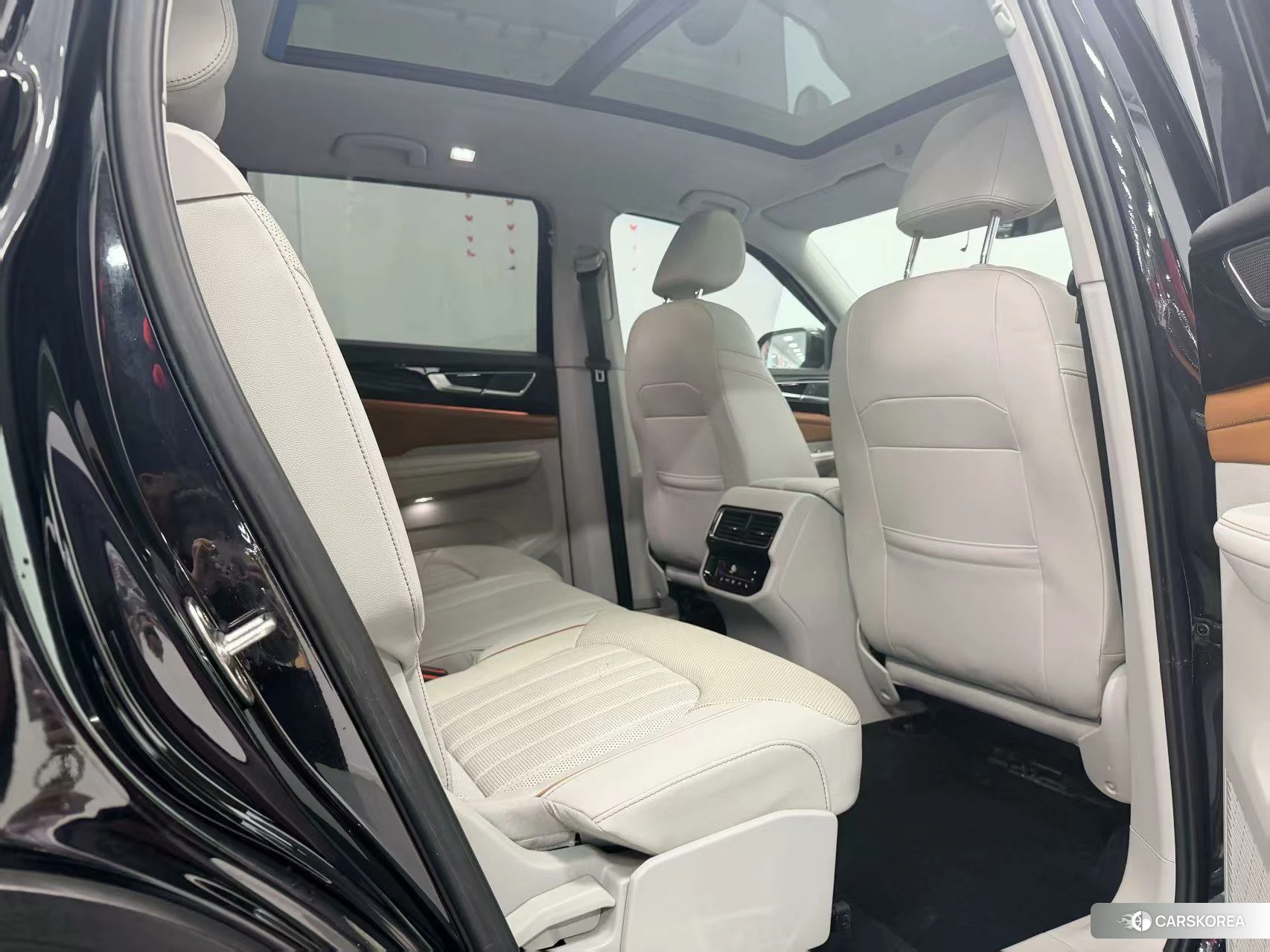 Volkswagen Tourang id 4498970 из Китая 16