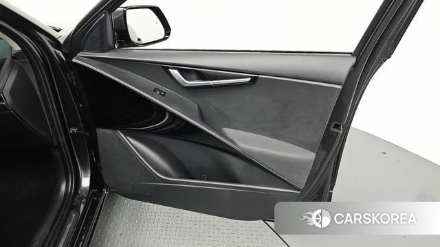 Kia Di Ol Nu Niro id 4186807 из Кореи 16