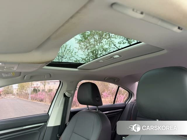 Volkswagen Bora id 4298190 из Китая 16