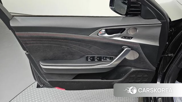 Kia Stinger Meister id 4894767 из Кореи 16